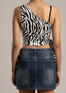 Cut Out Strip Top