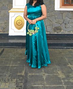 Elegant Teal Evening Gown