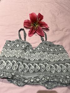 Like New ONLY Embroidered Crop Top❤️