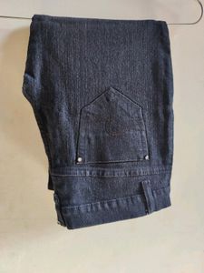 Black Jeans Capri