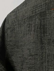 Men's Textured Long Sleeve Shirt