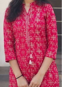 Vibrant Pink Floral Print Kurta
