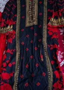 Elegant Black &amp; Red Kurta Set