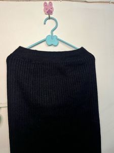 Ribbed Knit Midi Skirt