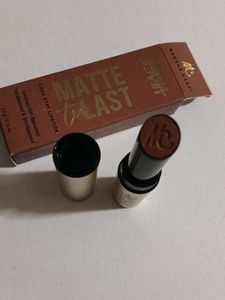 Nykaa Matte to Last Lipstick