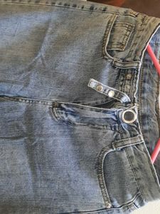 Vintage Y2K Wide leg jeans Unique Belt Detailing