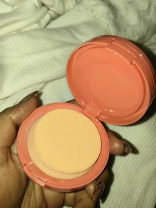 Huda Beauty Pressed Powder