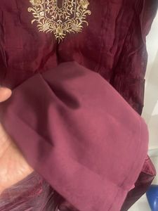 Elegant Embroidered Kurta with dupatta