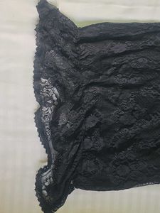 Black Lace Short Sleeve Top