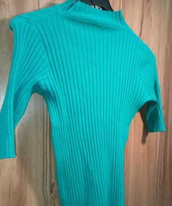Sea Green High-Neck Ribbed Top (Size S/M)