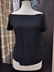 Black Off-Shoulder Ribbed Top 🆕