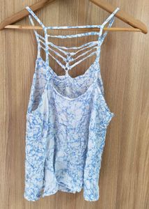 🌊☀️ Gorgeous RVCA Tie-Dye Tank Top 🏖️
