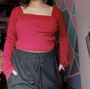Red Long Sleeve Crop Top