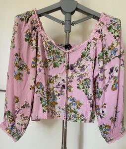 Floral Puff sleeve Top