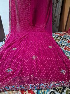 y2k style stunning Fuchsia Embroidered Saree 💗