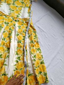Charming Yellow Floral Sleeveless Dress