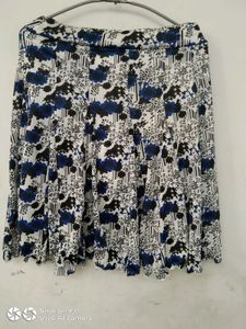Floral Print Pleated Mini Skirt