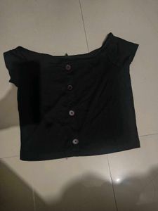Chic Black Button-Up Crop Top