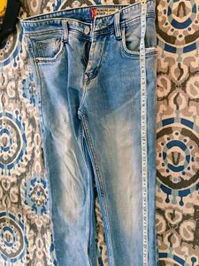 Light Wash Distressed Jeans