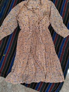 Chic Pink Floral Bell Sleeve Dress