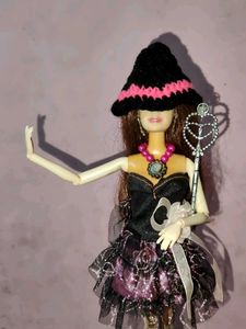 Barbie Witch outfit &amp; accessories set