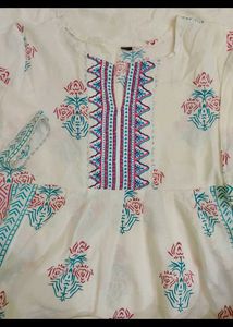 Elegant White Printed Kurta Set