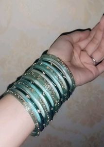 Beautiful Green Bangles Set