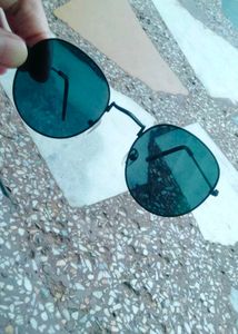 Stylish Round Sunglasses