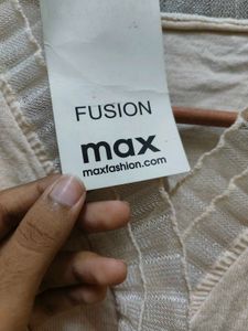 Max Cozy V-Neck Knit Sweater