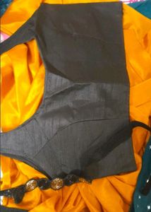 Beautiful Saree With Readymade Blouse