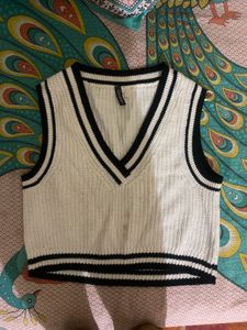 Chic V-Neck Knit Vest