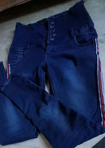 Highwaist Stripped Jeans With Straight Cut Kurti