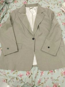 Lightweight Women's Blazer