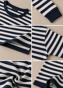 BLACK AND WHITE STRIPED LONG SLEEVE T-SHIRT DRESS
