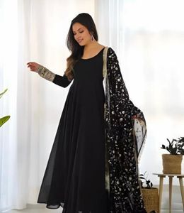 Pristine Black Anarkali &amp; Pants Set