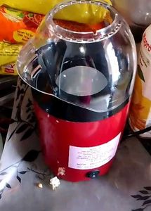 popcorn maker