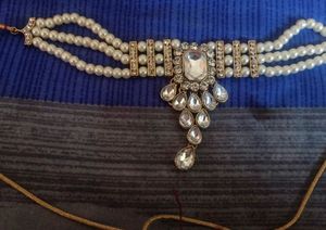 Elegant Pearl and Crystal Choker Necklace