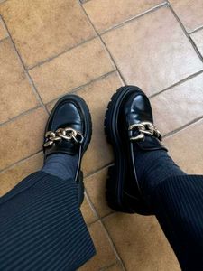 Chic Chain Detail Chunky Loafers