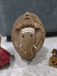 Wooden Show Pieces