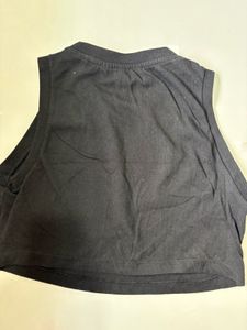 Roadster Black Sleeveless Crop Top