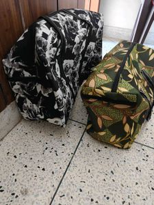 Set of 2 Travel Bags washable ( XL and L)