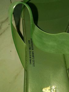 Green Jelly Slides - Trendy &amp; Comfy