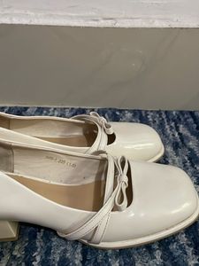 Chic White Bow Ballerina Flats