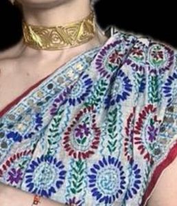 Exquisite Gold Tone Choker Necklace
