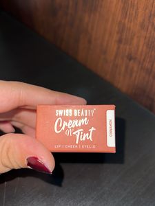 Cream Blush From Swiss Beauty