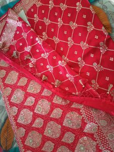 Red Banarasi jaal butti Silk Saree