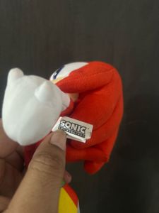 Sonic The Hedgehog - Knuckles Grin Plush