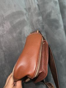 Chic Bow Detail Crossbody Bag
