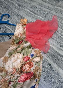 Floral Print Blouse with Ruffle Sleeves