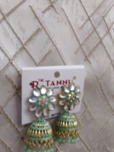 Green 💚 Beautiful Ear Rings